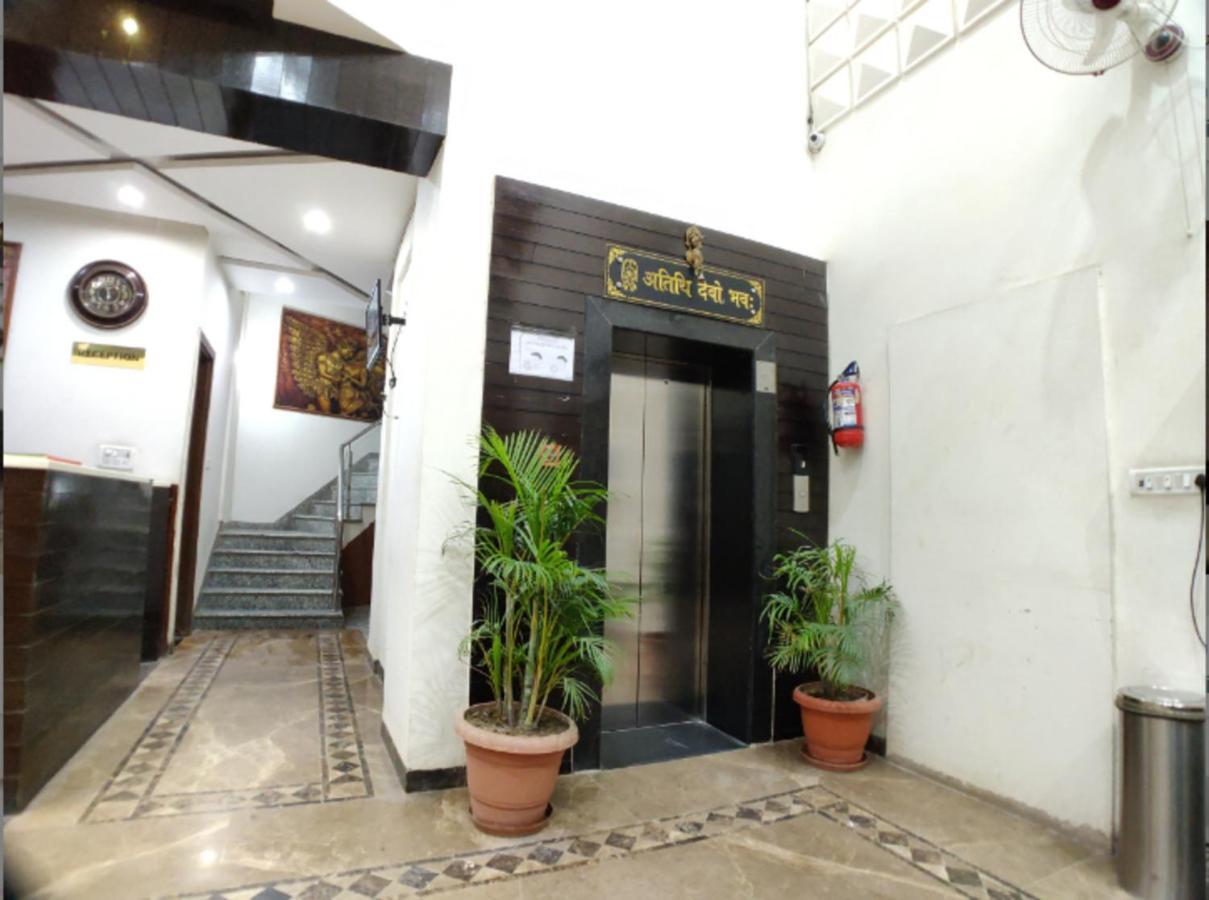 Hotel Badrika Inn Rewa Exterior photo